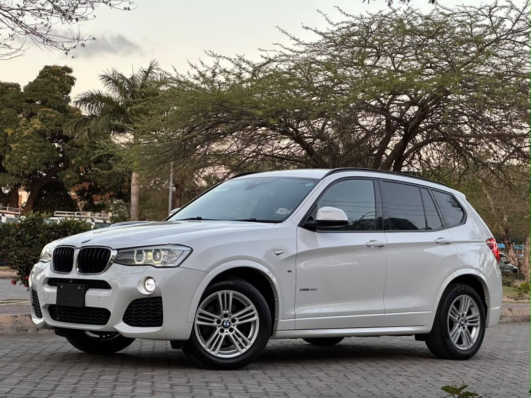 BMW X3 New M sports thumbnail 3